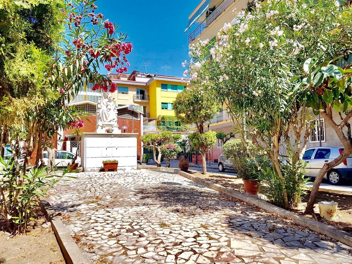 B&B Pietrarsa Portici Luaran gambar